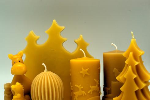 Bienenwachskerzen bei Mölmsche Honig. Foto: Niels Gründel